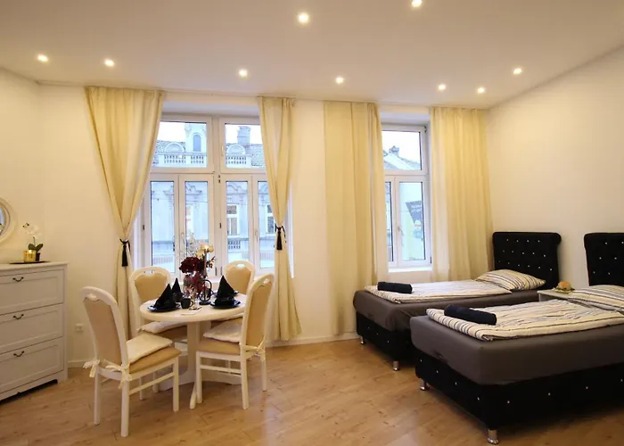 Disc Cozy In Liesing Проживання в сім'ї