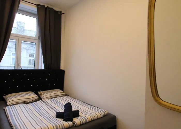 Disc Cozy In Liesing Проживання в сім'ї