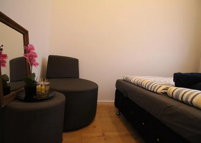 Проживання в сім'ї Disc Cozy In Liesing Відень