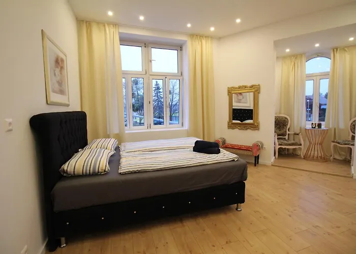 Disc Cozy In Liesing Проживання в сім'ї